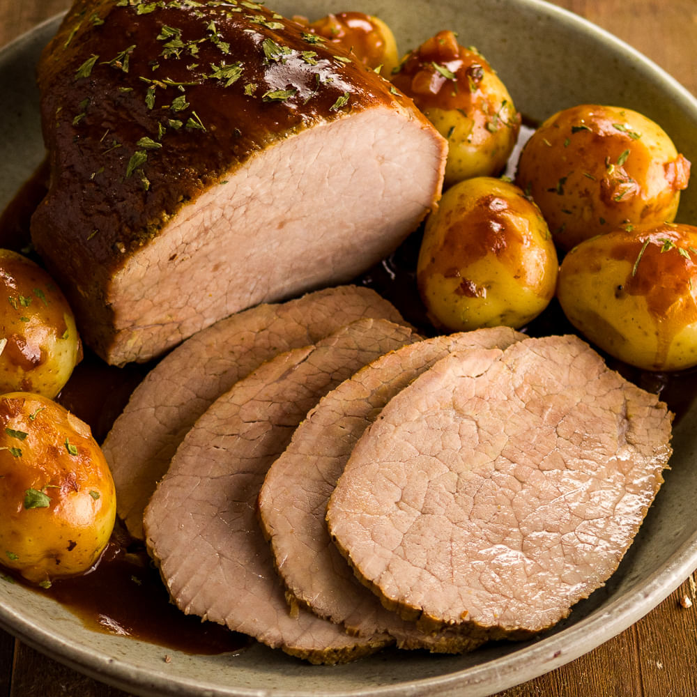 Receita de Rosbife de lagarto com vinagrete de pimenta de cheiro