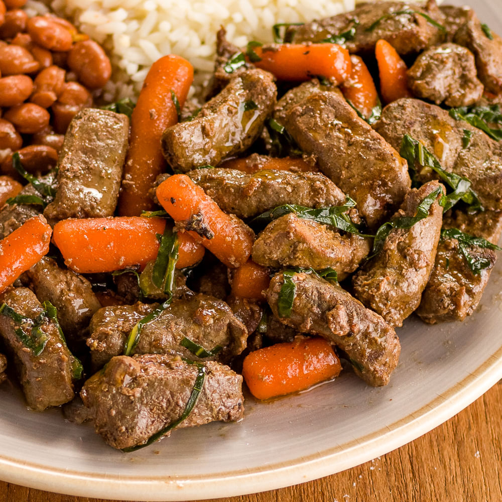 Receita de Iscas de fígado acebolado