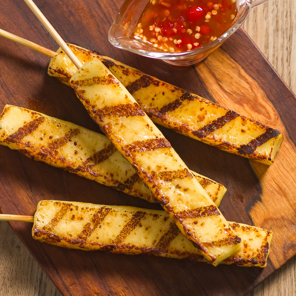 Receita de Espeto de Queijo com Bacon e Geleia de Pimenta