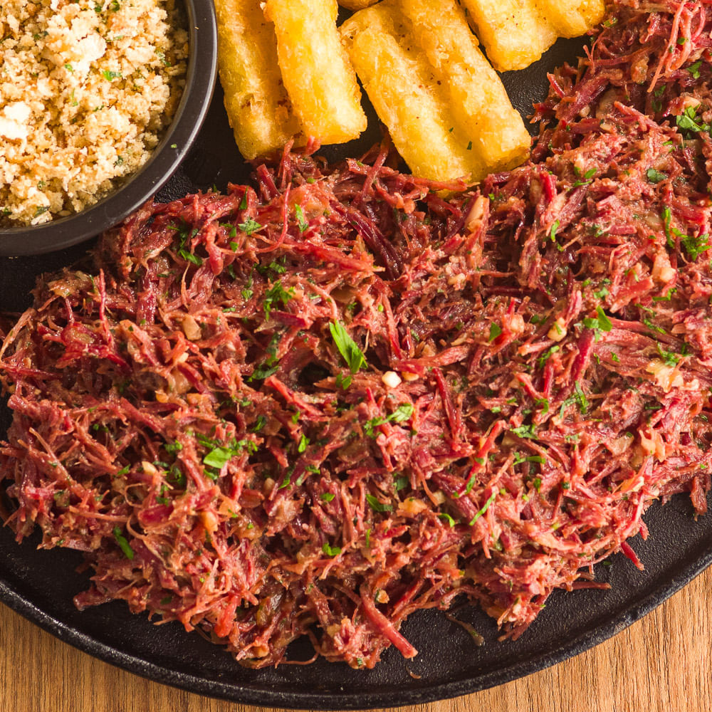 Receita de Farofa de Carne-Seca e Cebola Caramelizada