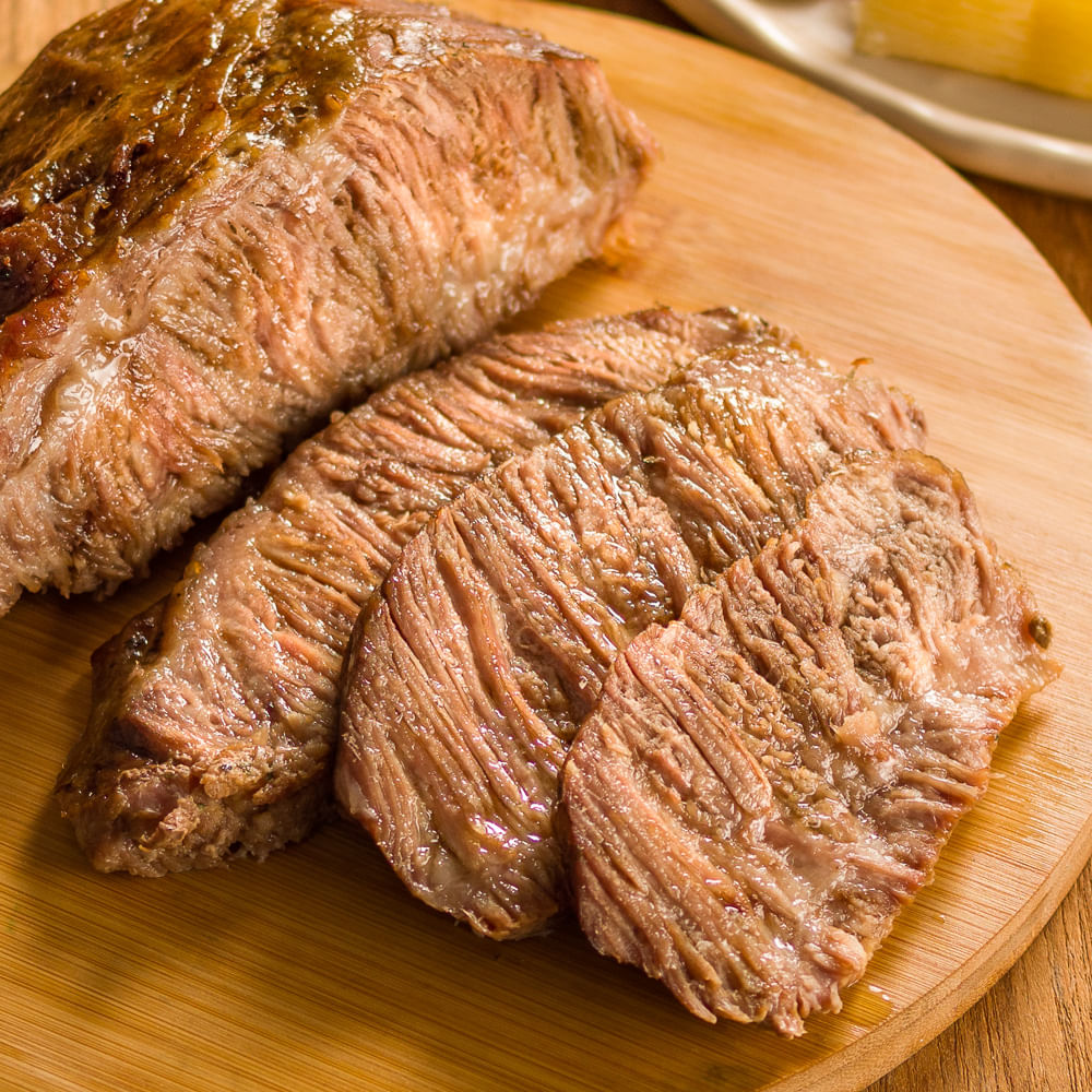 Receita de Cupim assado com mandioca e farofa