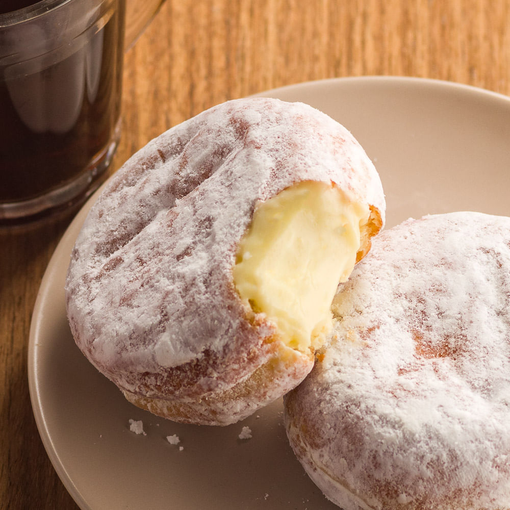 Receita de Donuts de Creme com Café Americano