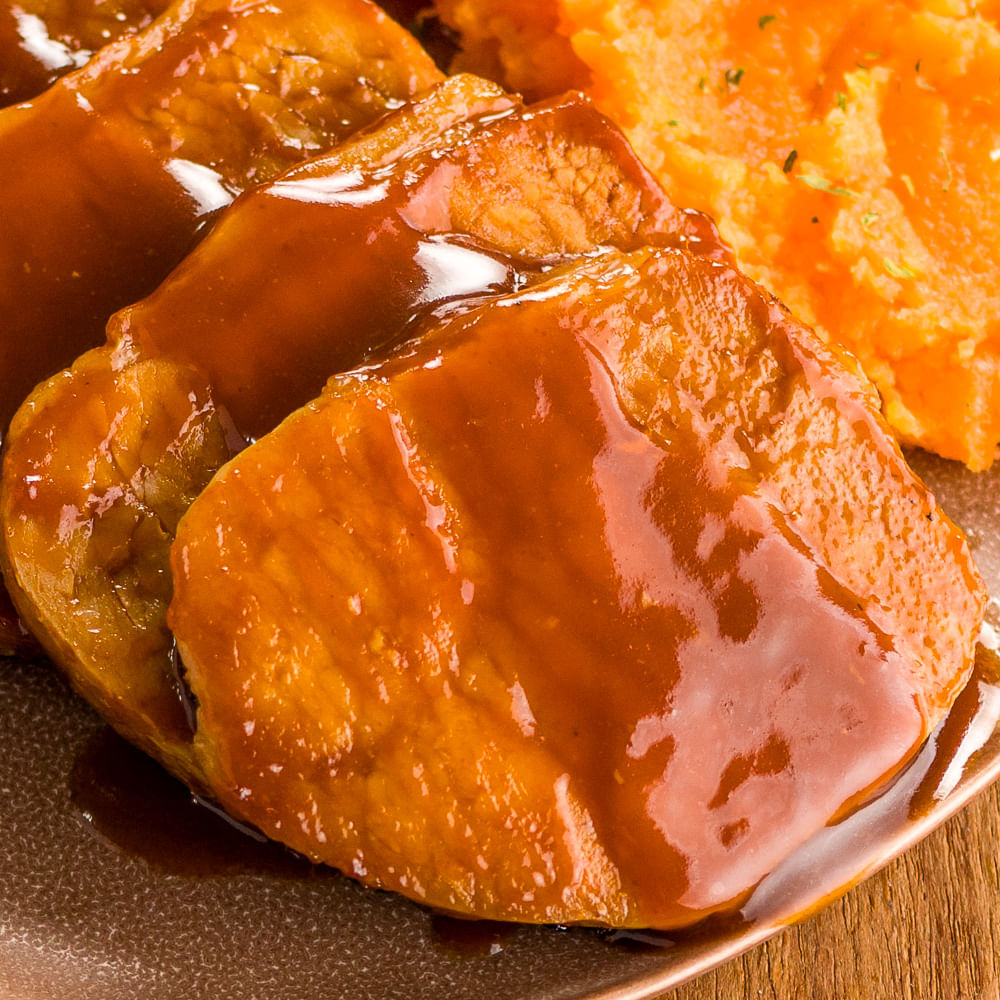 Receita de Lombo Suíno com Barbecue acompanhado de Purê de Cenoura baby