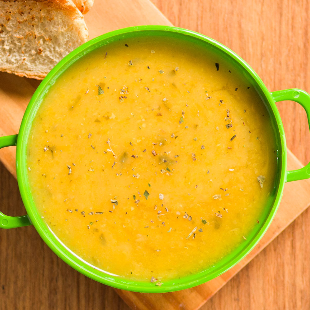 Receita de Caldo de legumes com torradas