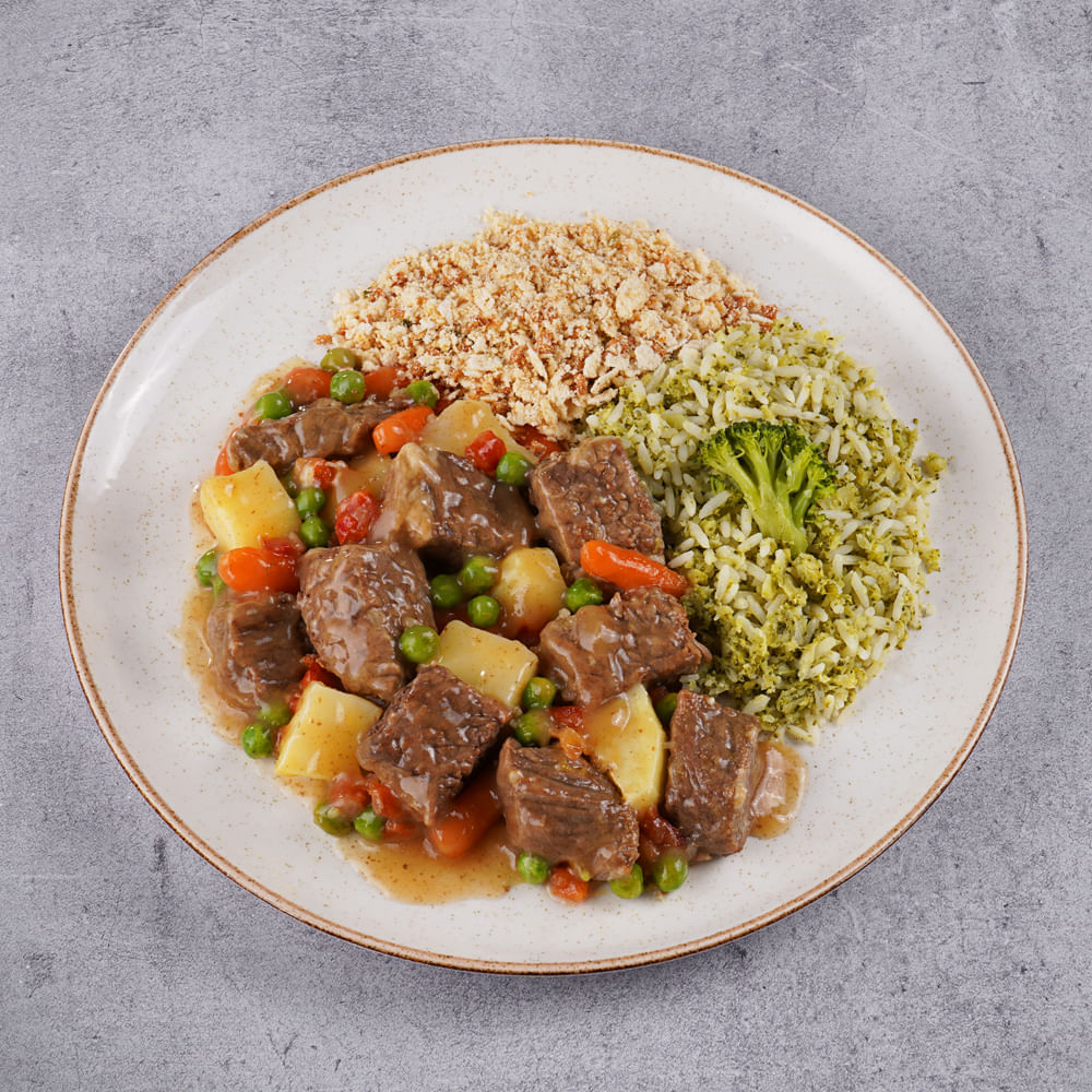 Capa de Filé na Panela com Arroz de Brócolis