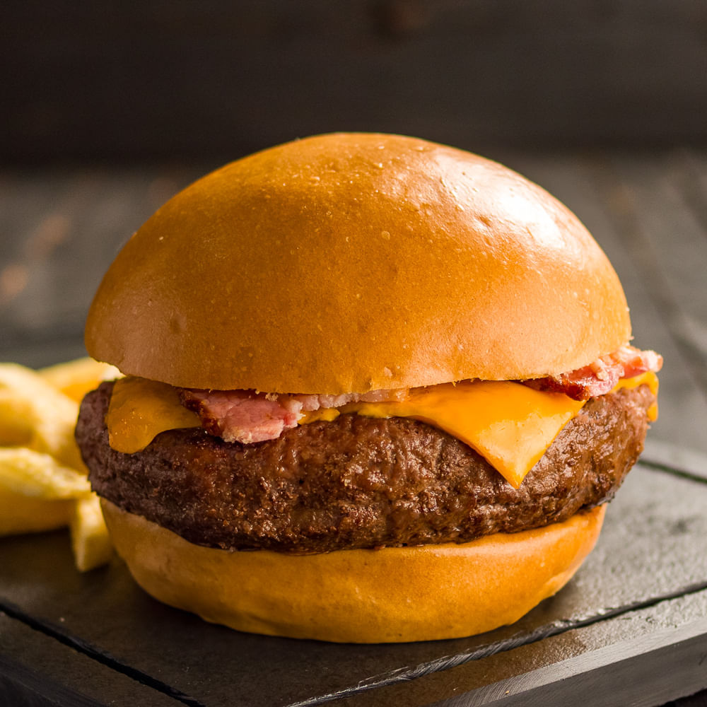 Receita de Hambúrguer de Wagyu com Maionese de Ervas e Cebola Caramelizada