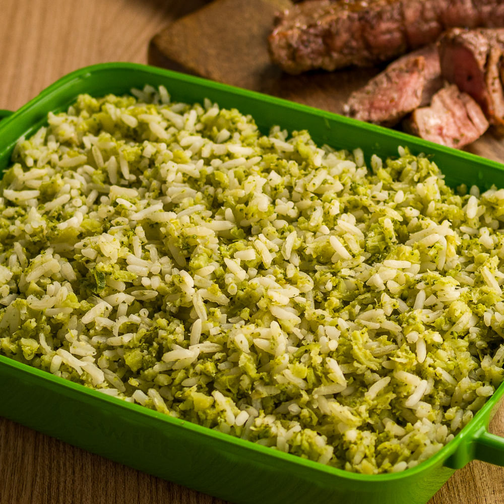 Receita de Arroz com brócolis acompanhado de bananinha na brasa