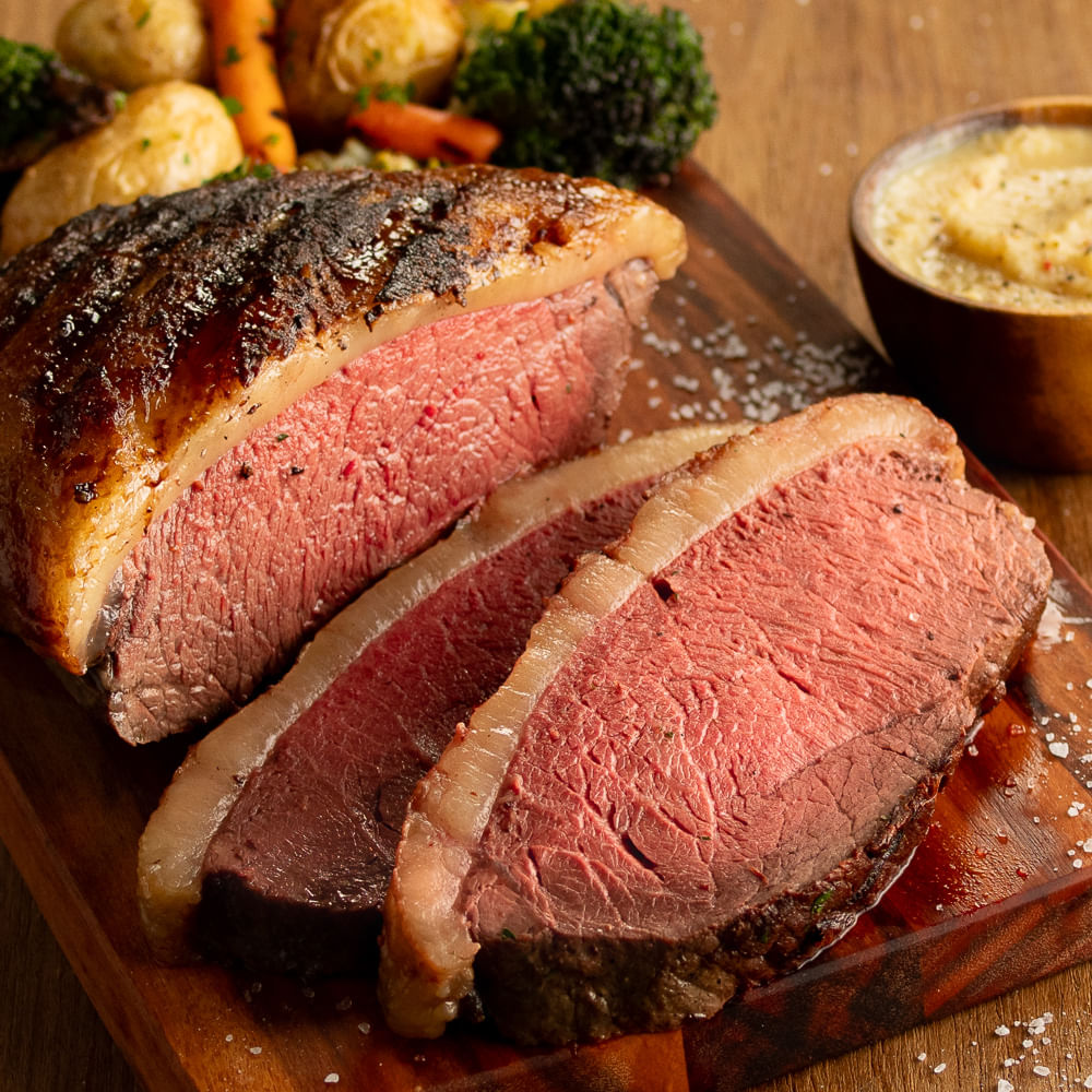 Receita de Picanha na brasa com legumes e molho de grão de bico