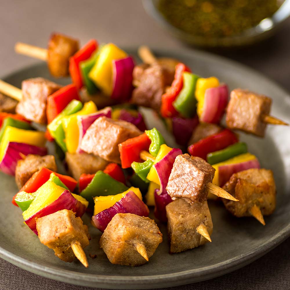 Mini espetinho de Pernil com Vegetais