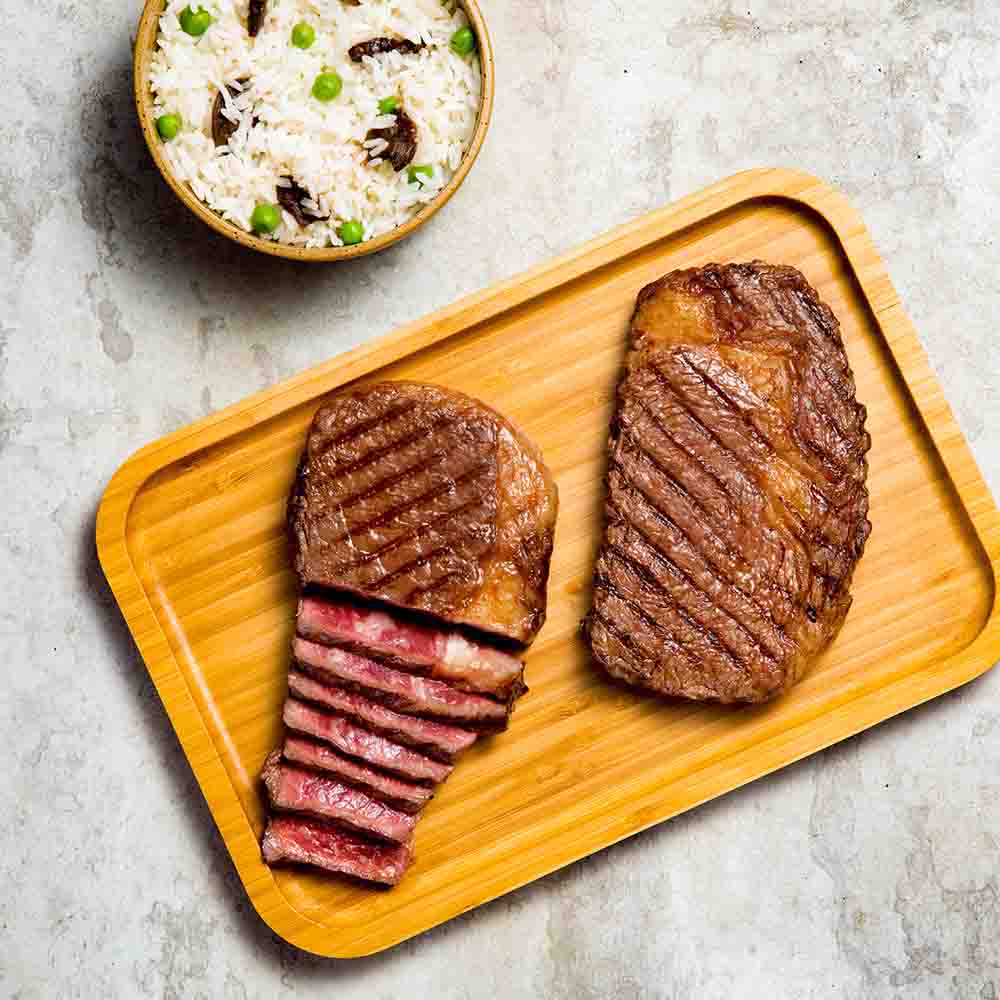 Receita de Bife Ancho com Arroz de Champignon e Ervilha