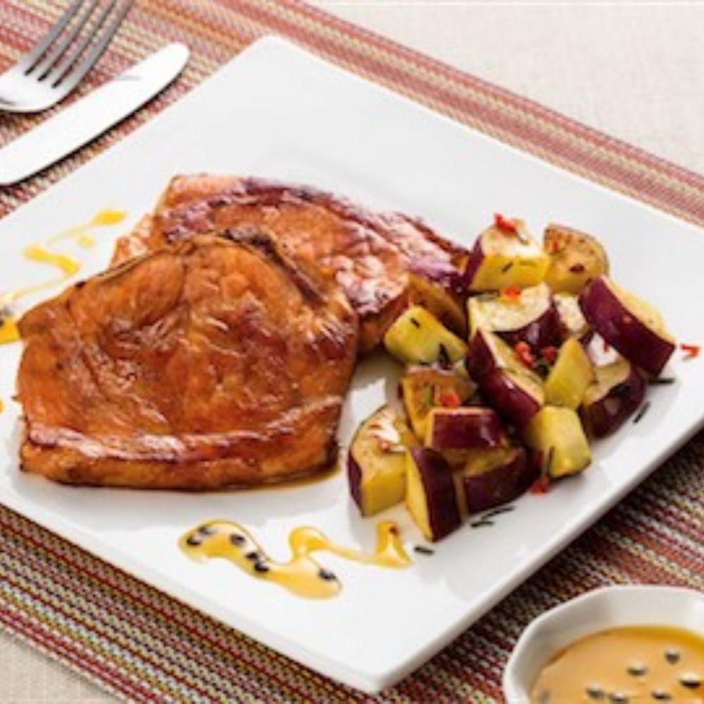 Receita de Bisteca Suína com Batata-Doce ao Alecrim e Molho