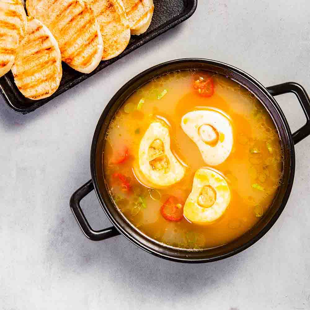Receita de Caldo de Mocotó Acompanhado de Torradinhas