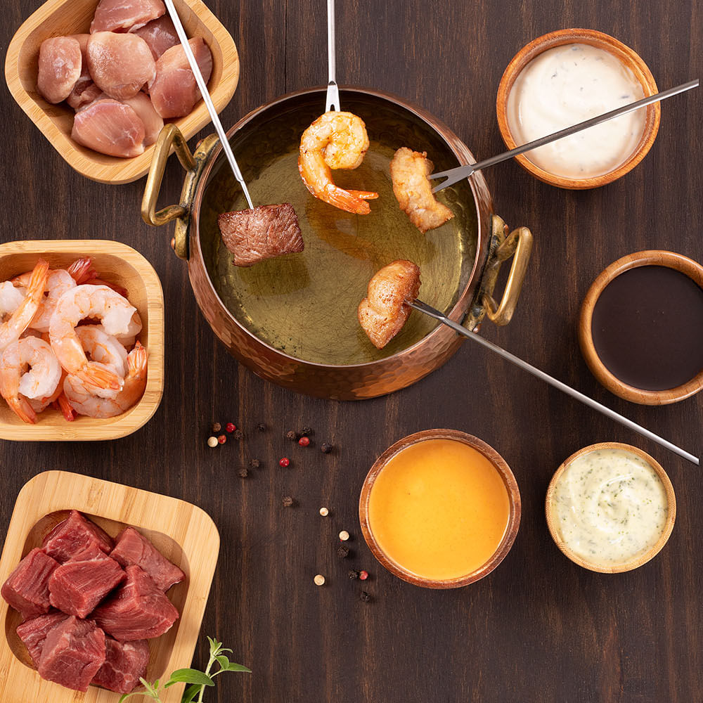 Receita de Fondue de Ostrinha de Frango com Molho de Queijo