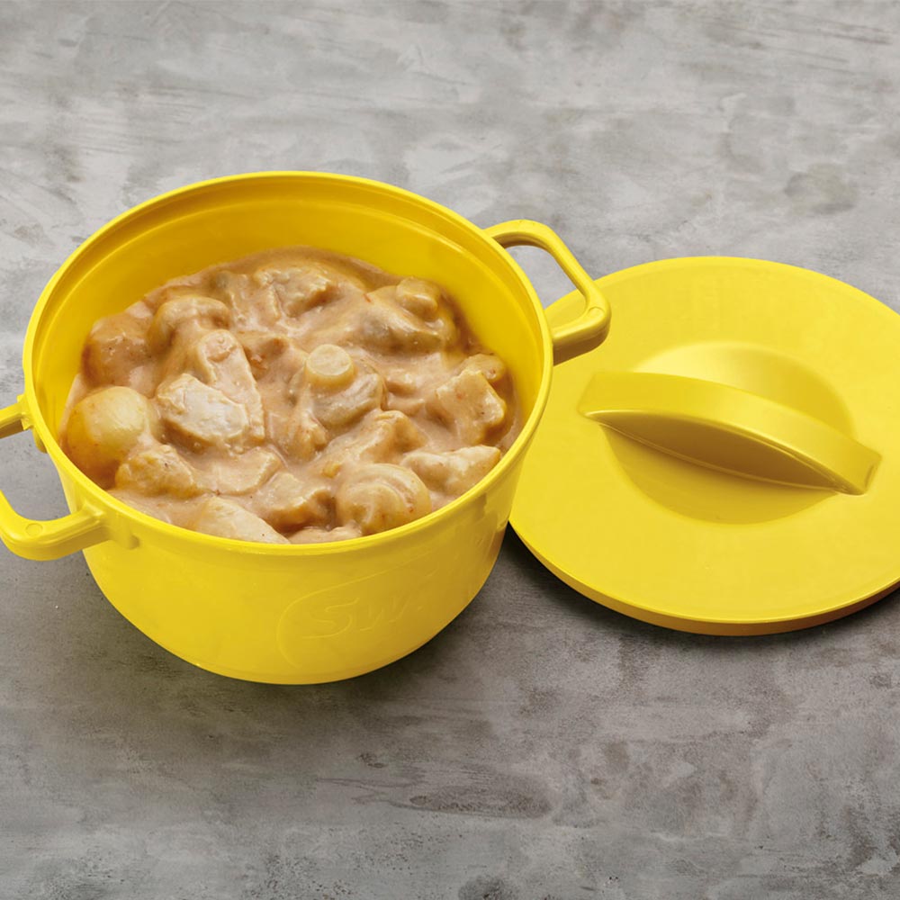 Strogonoff de Frango e Bandejinha de Massa Folhada