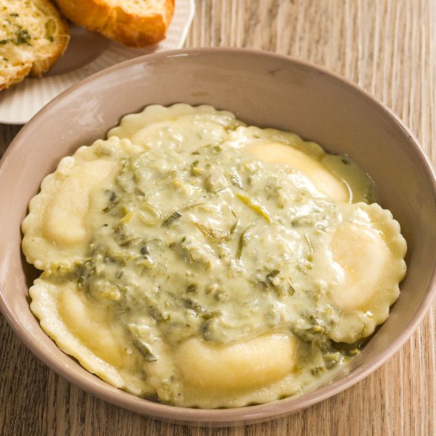 618616-ravioli-ao-molho-de-alho-poro_1 618616-ravioli-ao-molho-de-alho-poro_1