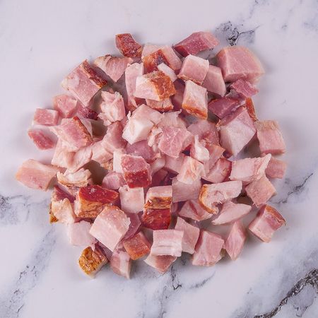 621530-bacon-em-cubos_inn