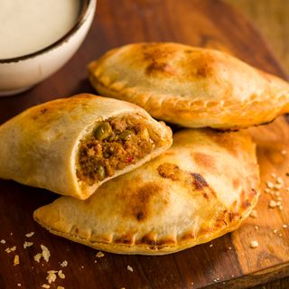 621700-empanada-de-carne_rec
