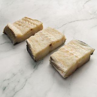 617162-postas-de-bacalhau-dessalgado_inn