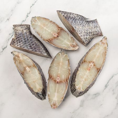 622702-posta-de-tilapia-brazilian-fish_inn