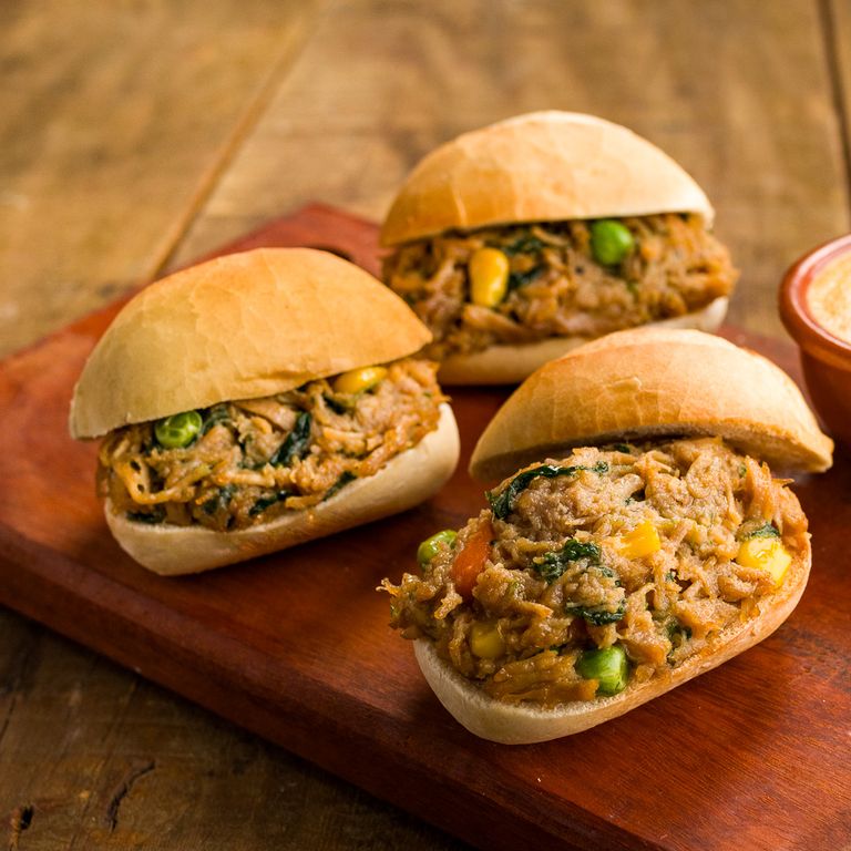 622076-pernil-suino-desfiado-temperado_rec