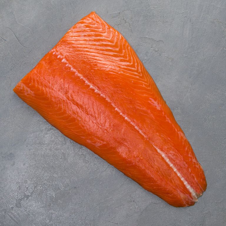 618052-file-de-truta-da-patagonia_inn