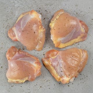 Filé de Coxa e Sobrecoxa sem Pele Swift 1Kg