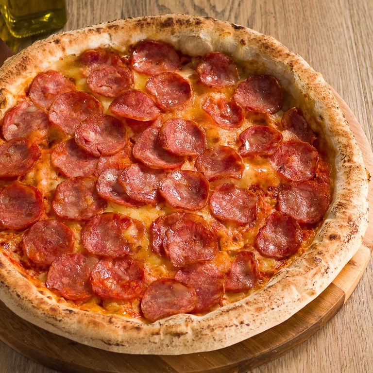 618283-pizza-artesanal-calabresa_inn