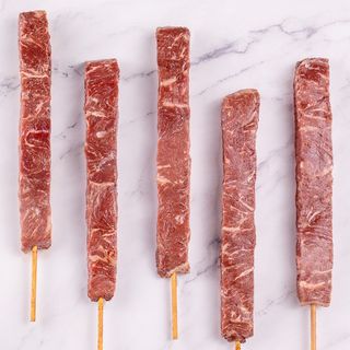 Espetinho de Carne Bovina Temperada Swift 900g
