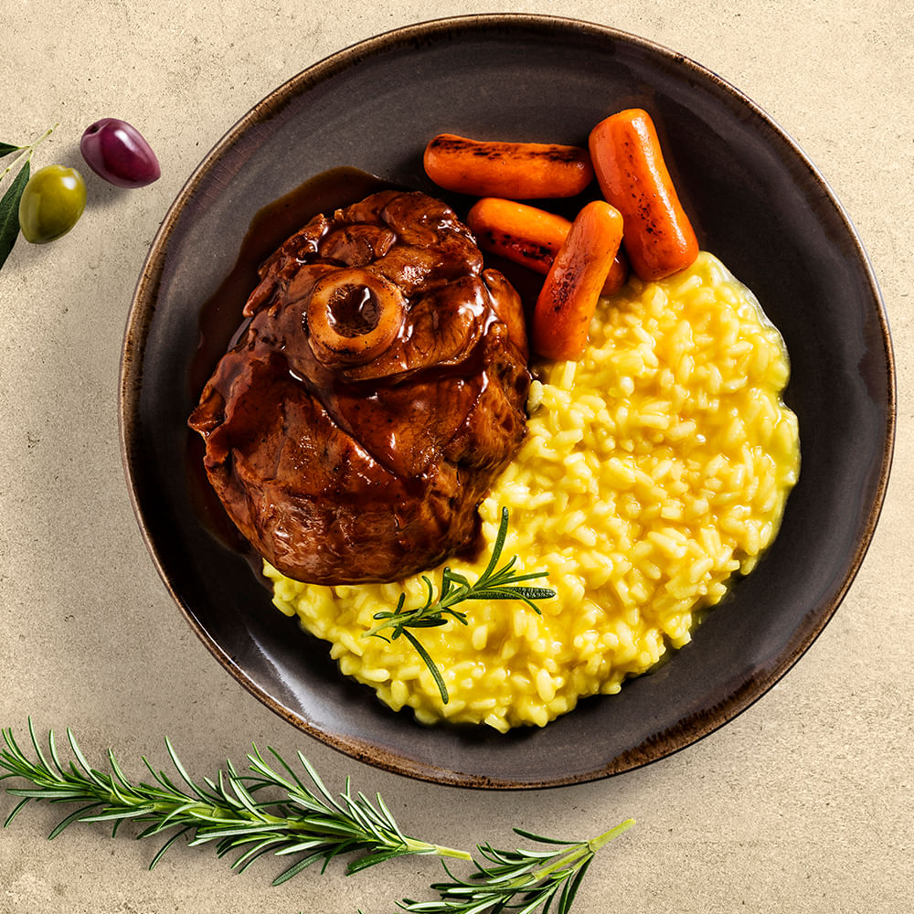 Ossobuco com Risoto de Milho Verde e Cenouras