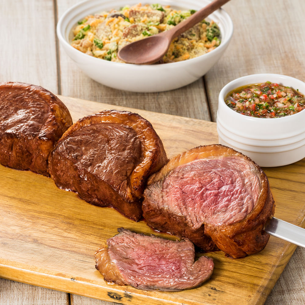 Receita de Picanha Assada no Espeto com Farofa Brasileira