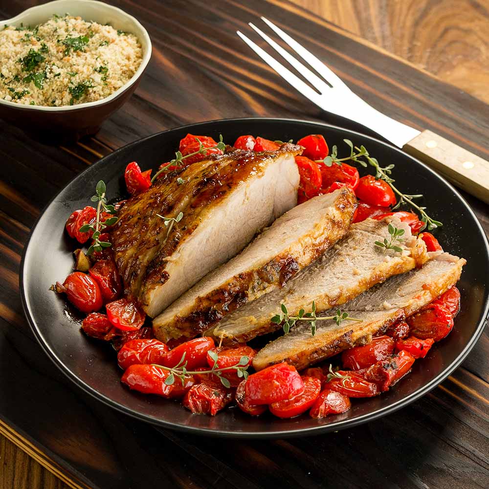 Picanha Suína com Confit de Tomates