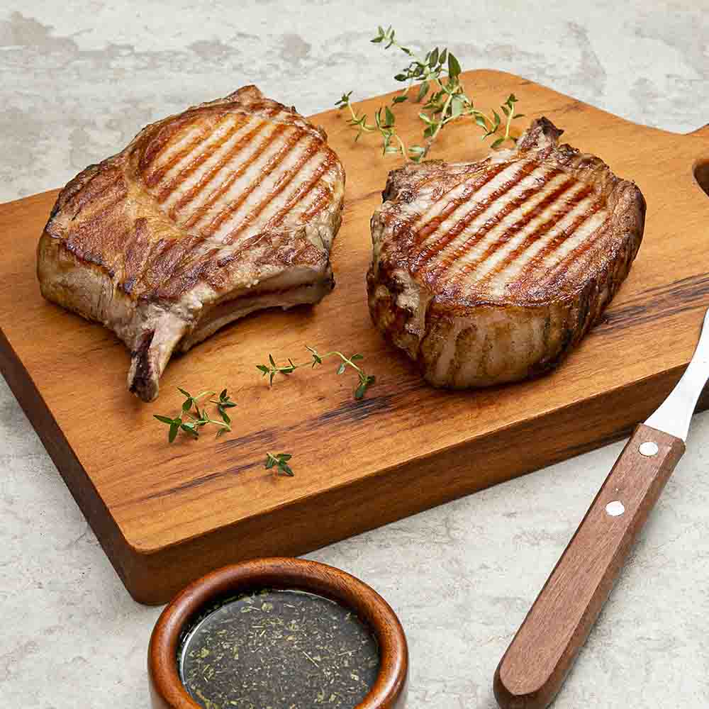 Receita de Prime Rib Grelhado Servido com Molho de Limão
