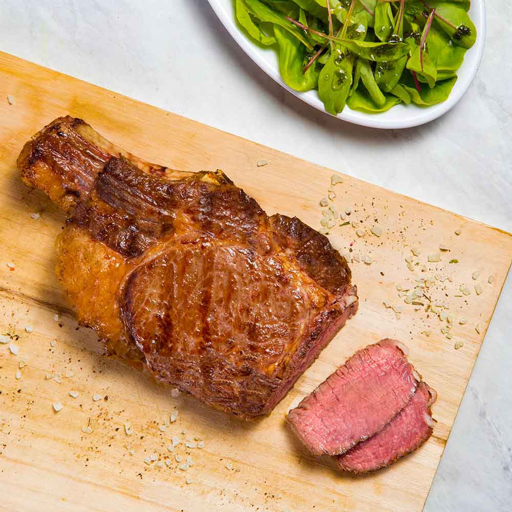 Receita de Prime Rib com Salada de Brotos e Molho de Hortelã