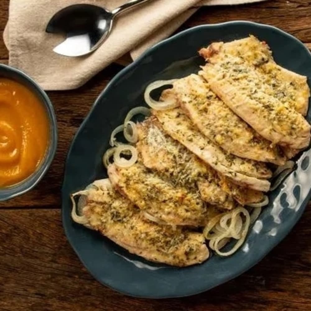Tilápia Assada com Crosta de Parmesão