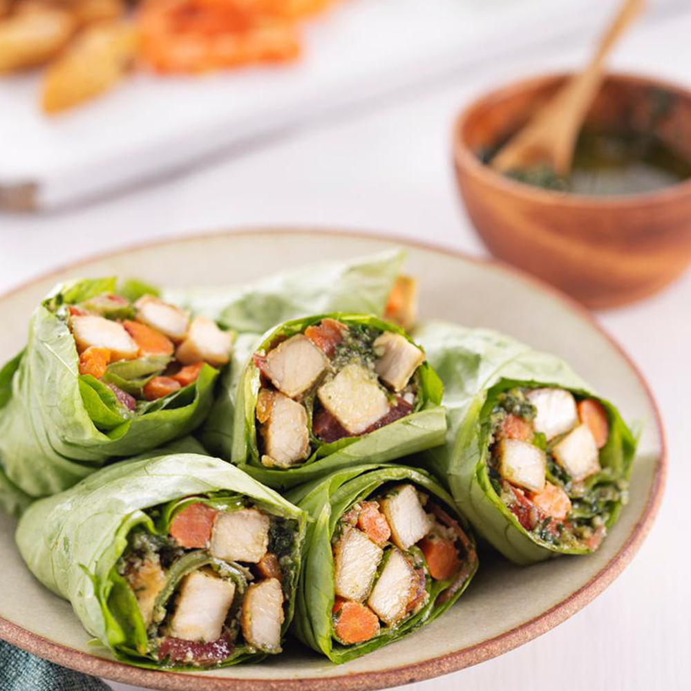 Wrap de Alface com Frango ao Pesto e Cenoura